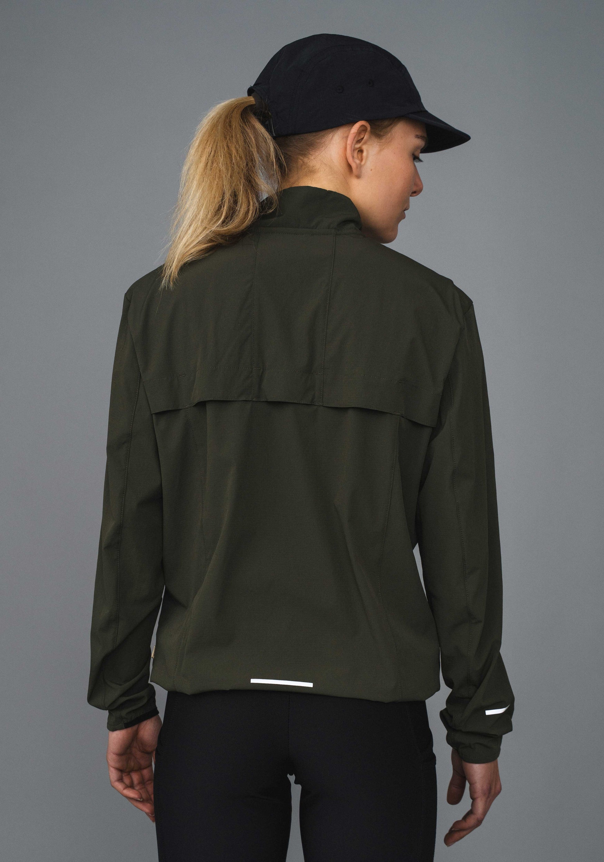 DOXA Run UNS RERUN JACKET Jacket Forest 28