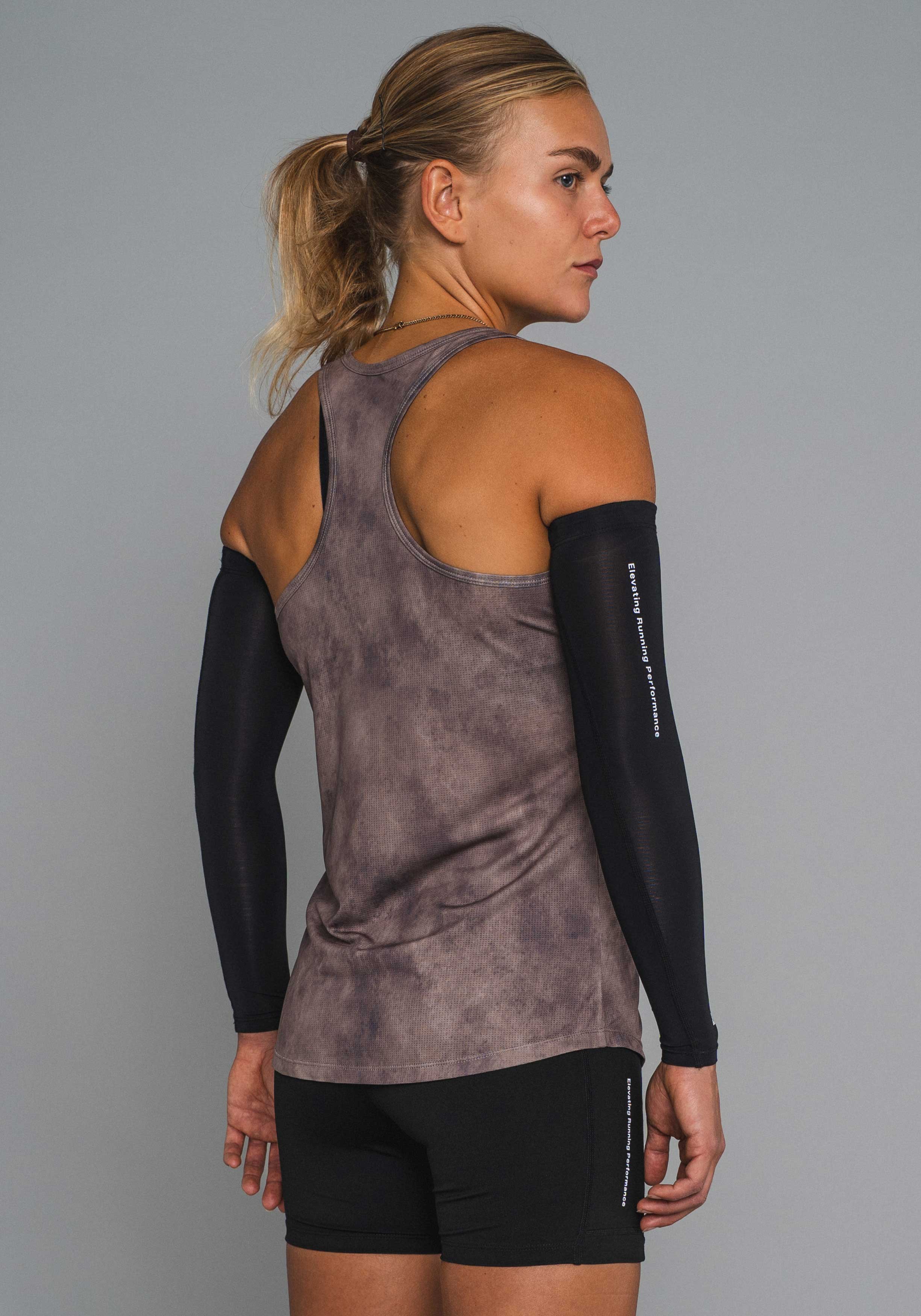 DOXA RUN ApS WNS RERUN SINGLET Singlet Earth 40