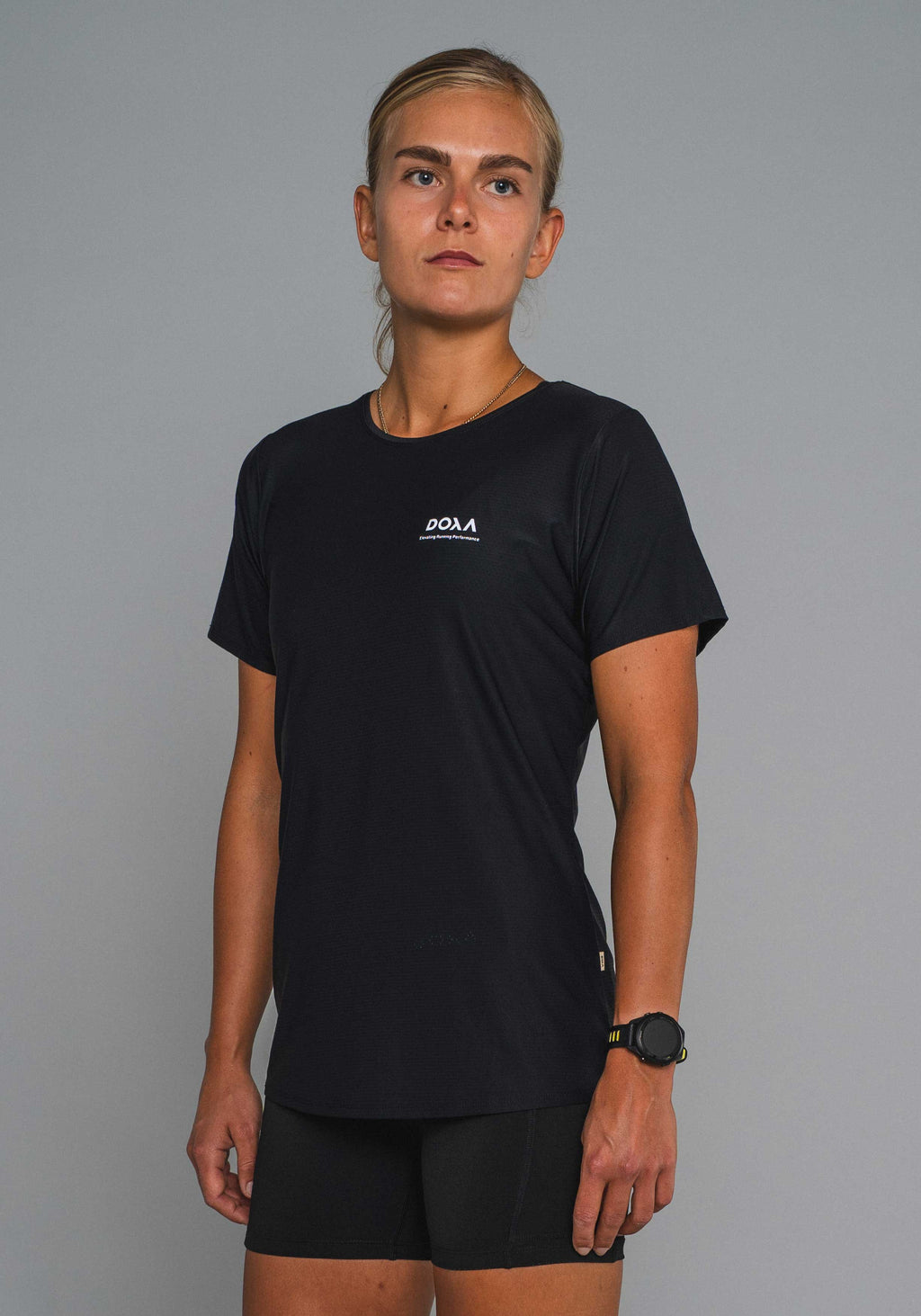 DOXA RUN ApS WNS RERUN TEE SS Tee SS Black 02