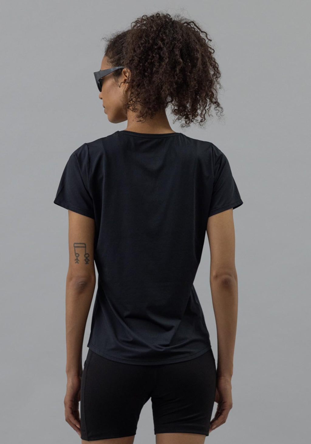 DOXA RUN ApS WNS RERUN TEE SS Tee SS Black 02
