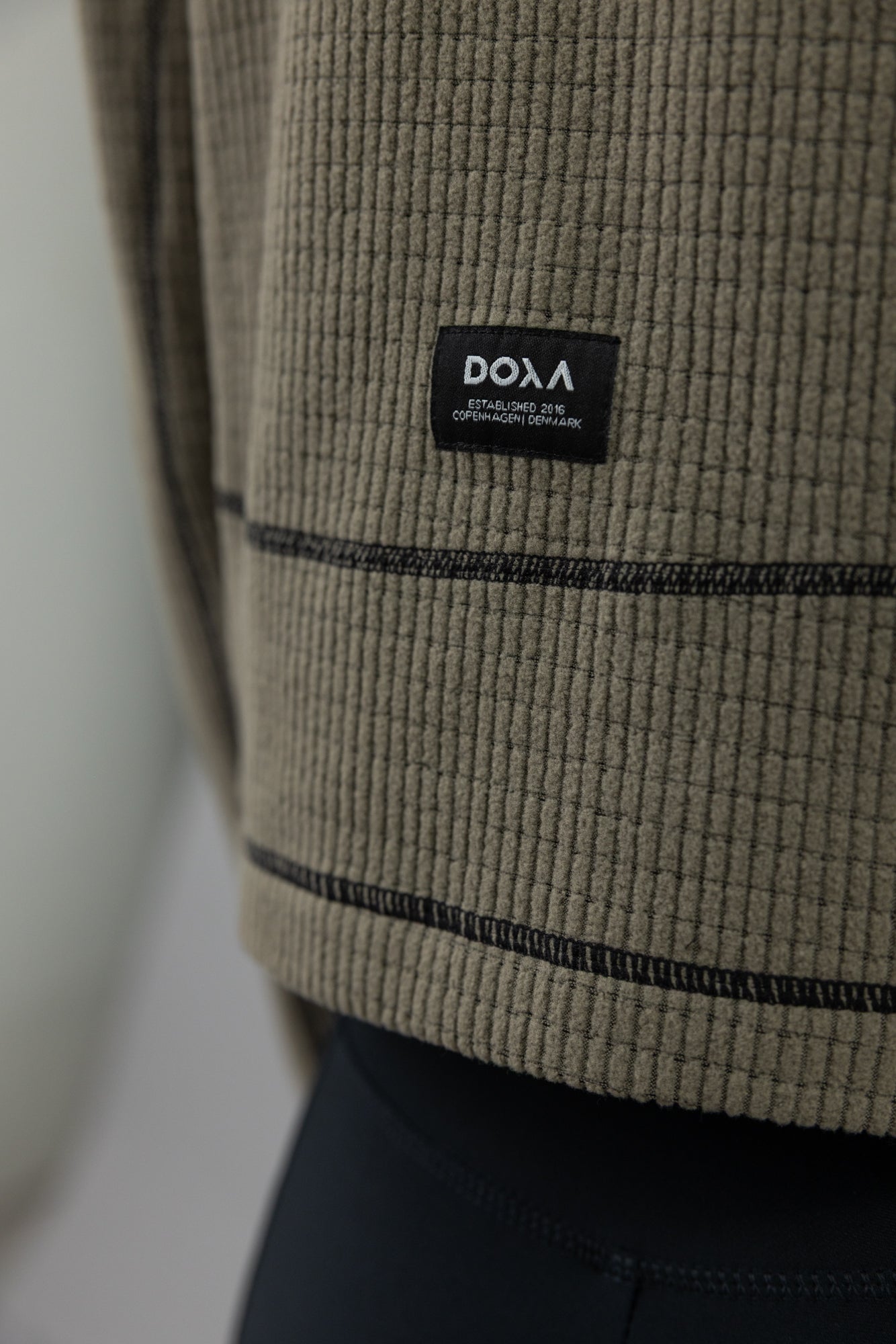 DOXA RUN ApS WNS THERMAL GRID LS Tee LS Earth 40