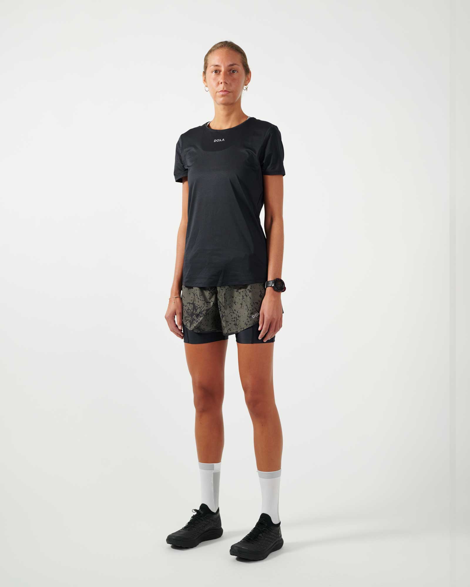 DOXA RUN ApS Womens Tara Tee Tee SS Black 02
